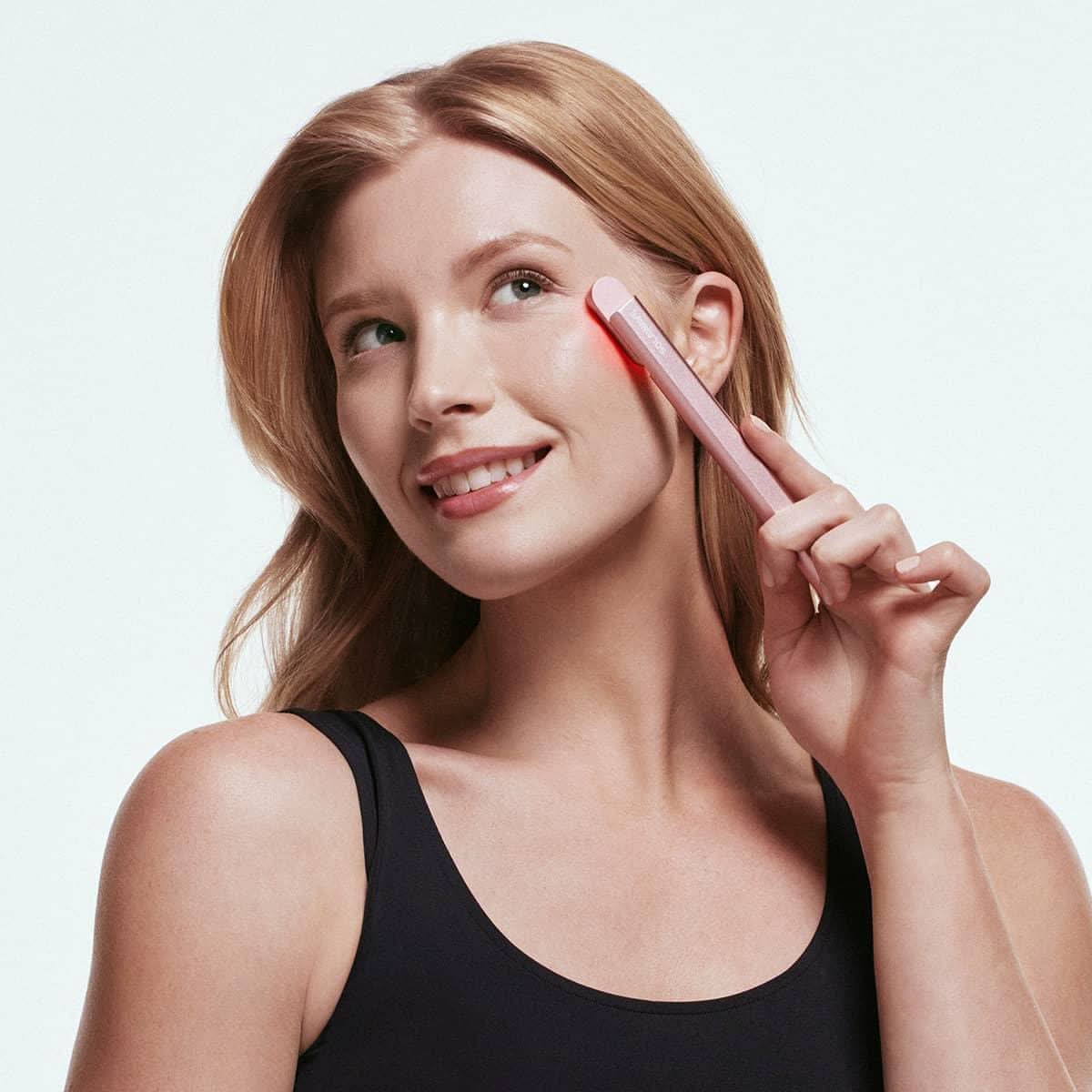 4 - in - 1 Radiant Renewal Skincare Wand - ShopLorca