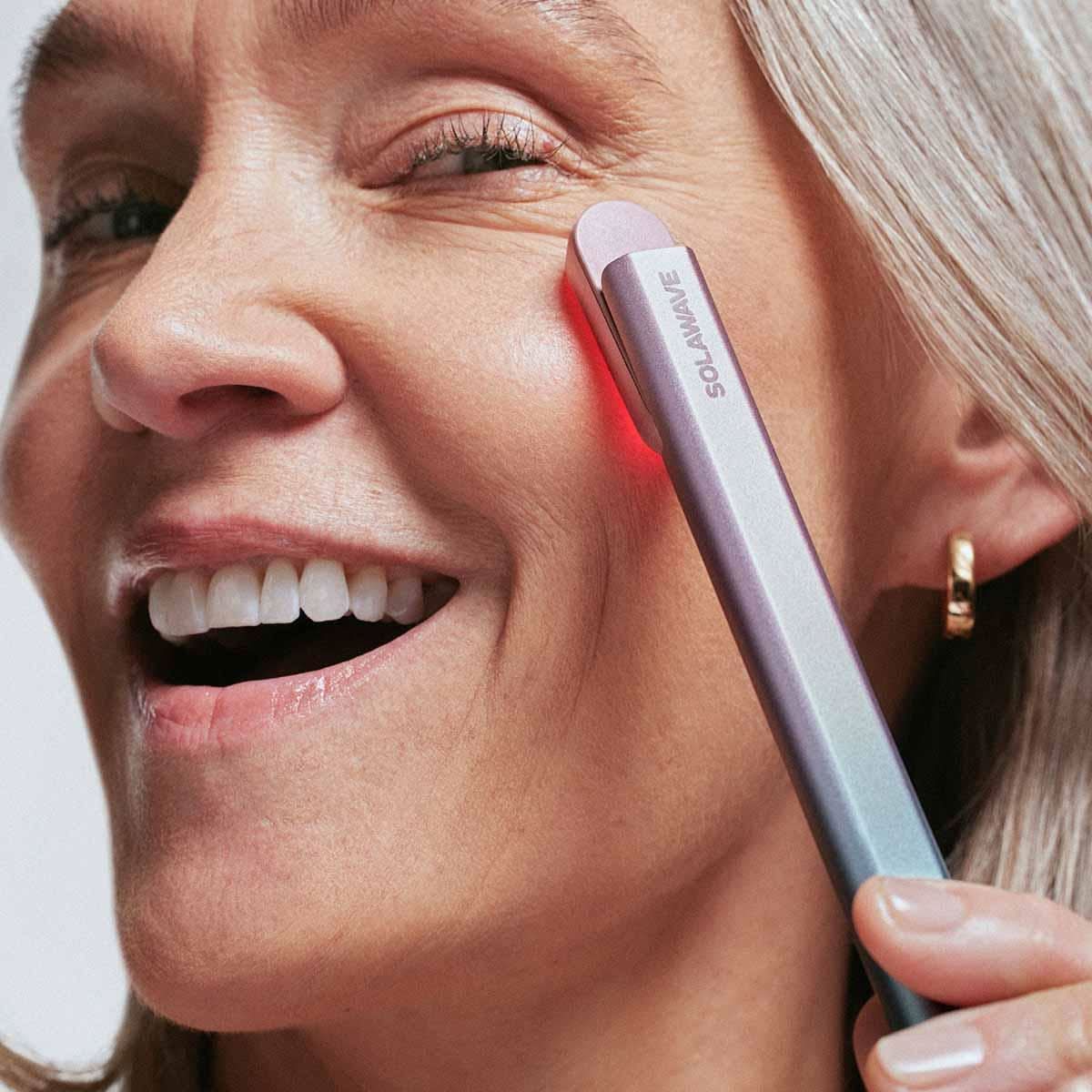 4 - in - 1 Radiant Renewal Skincare Wand - ShopLorca