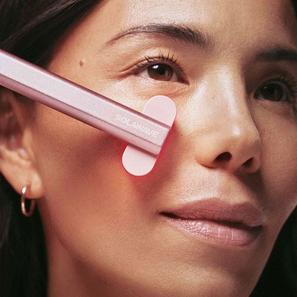 4 - in - 1 Radiant Renewal Skincare Wand - ShopLorca
