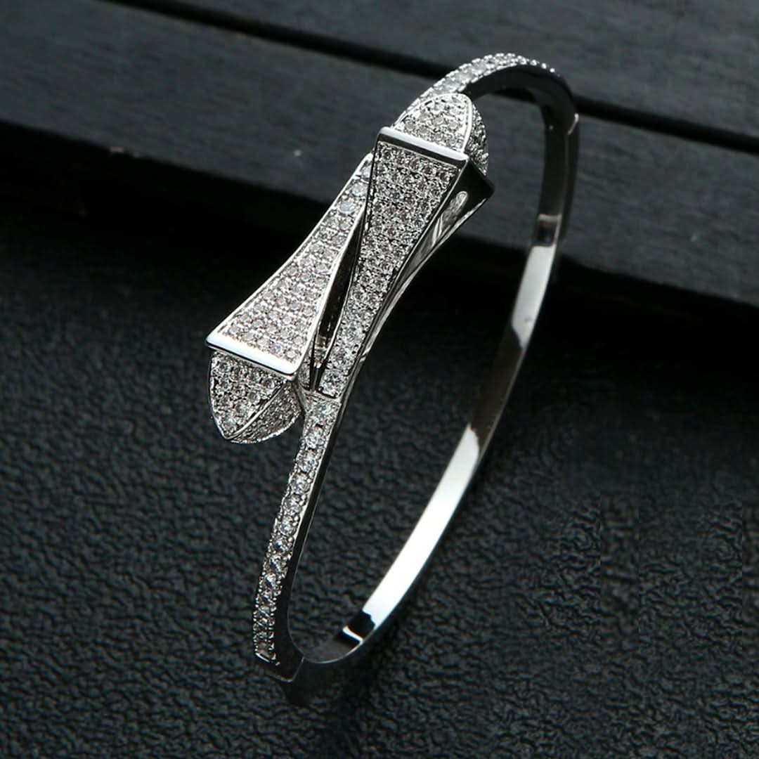 Dubai Contemporary Bangle - ShopLorca