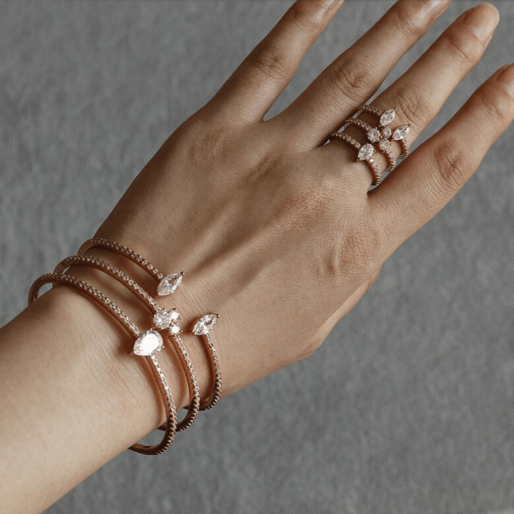 Grandeur Bangle - ShopLorca