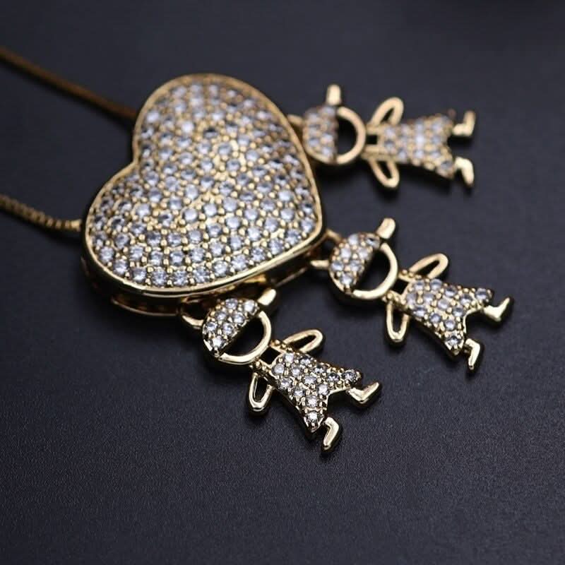 Sparkling Heart Family Necklace - ShopLorca