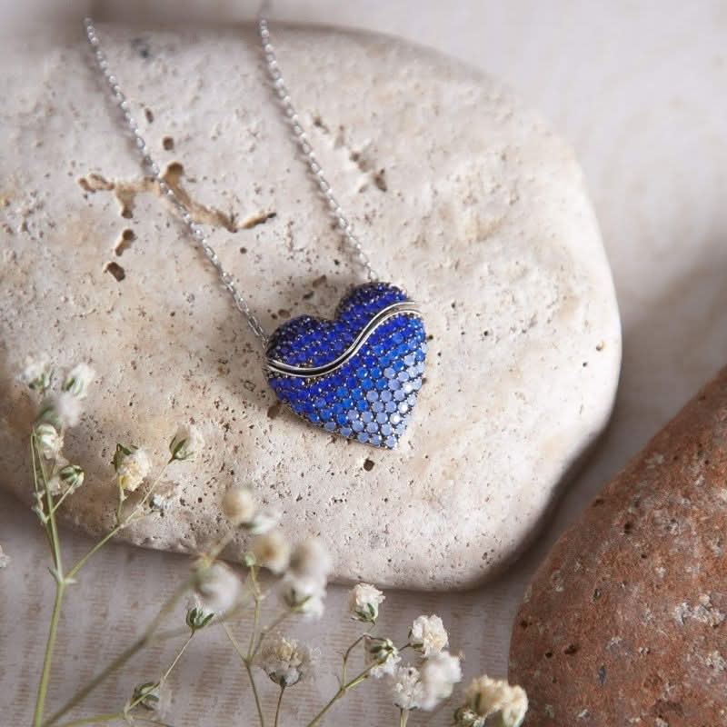 Vibrant Heart Spark Necklace - ShopLorca